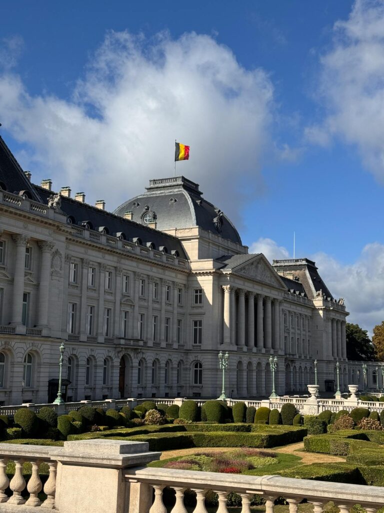 Belgische netwerkbijeenkomst — ondernemers wisselen visitekaartjes uit